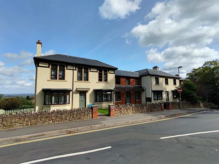 2 Bedroom Flat For Sale In Cowleigh Road, Malvern, WR14