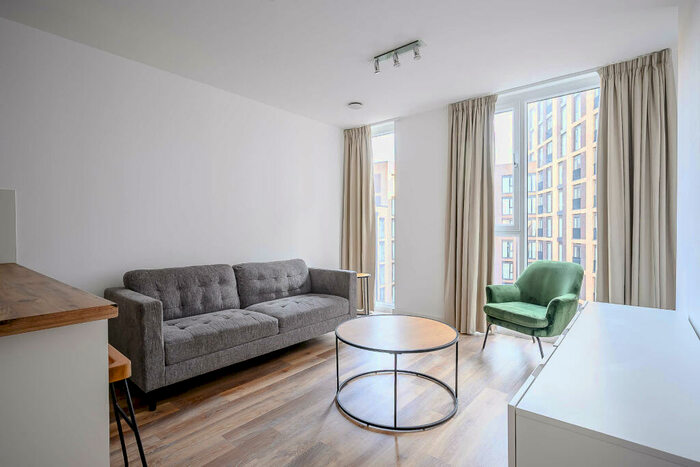 2 Bedroom Apartment To Rent In Apartment The Wullcomb, Highcross Street, Leicester, Leicestershire, LE1