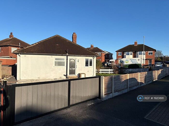 2 Bedroom Bungalow To Rent In Detroit Drive, Leeds, LS15