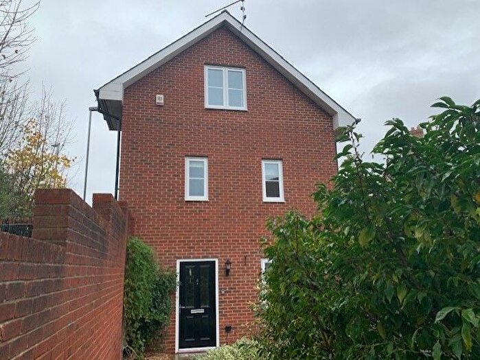 4 Bedroom Semi-Detached House To Rent In Poets Way, Dorchester, DT1