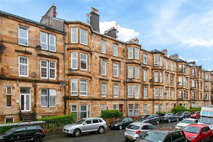 3 Bedroom Flat For Sale In , Garturk Street, Flat -, Glasgow, G42