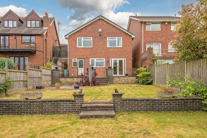 3 Bedroom Detached House For Sale In Vale Street, Upper Gornal, DY3