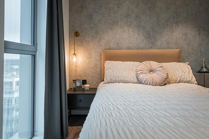 2 Bedroom Apartment To Rent In Ancoats Gardens, Bendix Street, Manchester, Greater Manchester, M4