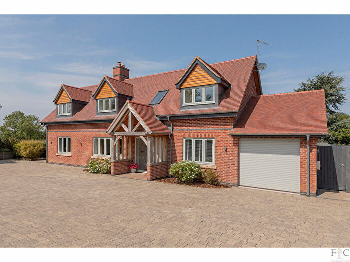 4 Bedroom Detached House For Sale In Mill Lane, Shearsby, LE17