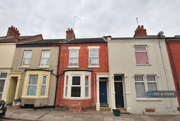 3 Bedroom Terraced House To Rent In Allen Road, Northampton, NN1