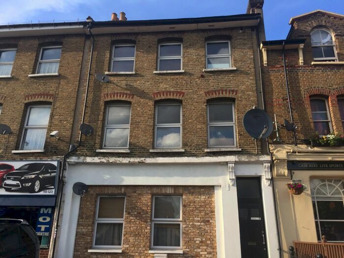 2 Bedroom Flat To Rent In Lower Addiscombe Road, Croydon, CR0