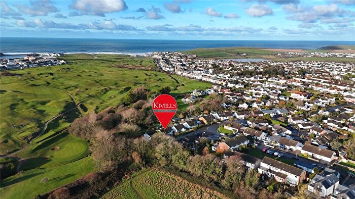 4 Bedroom Detached House For Sale In Meadow Drive, Bude, Cornwall, EX23