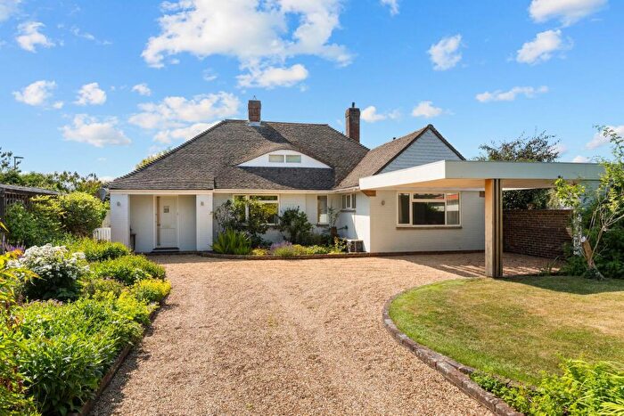 3 Bedroom Detached House For Sale In The Bramblings, Rustington, BN16