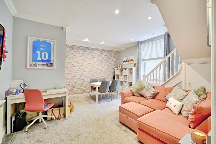 2 Bedroom Mews For Sale In Seamoor Road, Westbourne, Bournemouth, Dorset, BH4