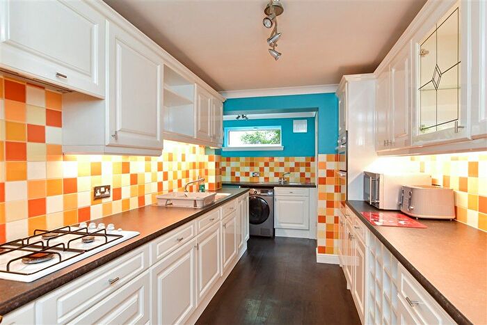 2 Bedroom Detached Bungalow For Sale In Crescent Drive North, Woodingdean, Brighton, East Sussex, BN2