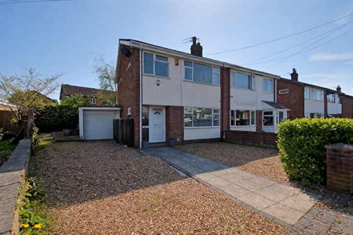 3 Bedroom Semi Detached House For Sale In Chain Lane, Staining, FY3