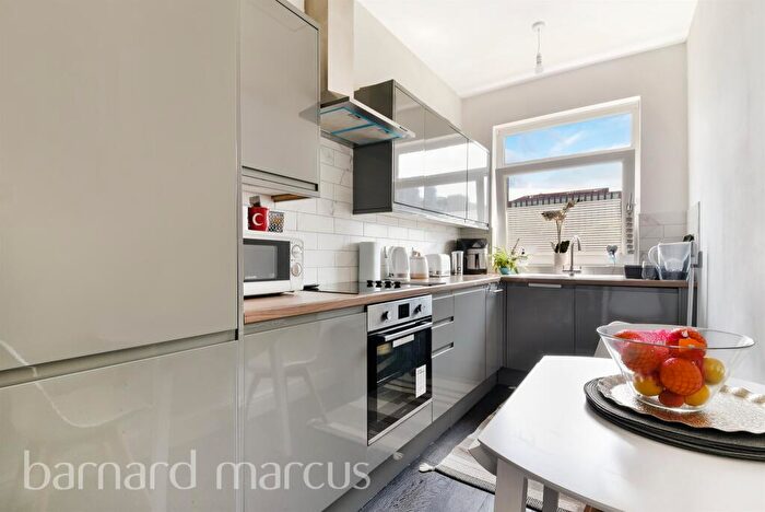 1 Bedroom Flat For Sale In Bedford Place, Croydon, CR0