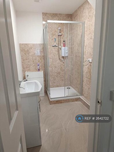 2 Bedroom Flat To Rent In Compton Road, Leicester, LE3