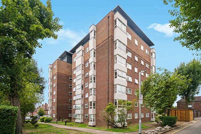 2 Bedroom Flat For Sale In Raffles House, Brampton Grove, Barnet, NW4