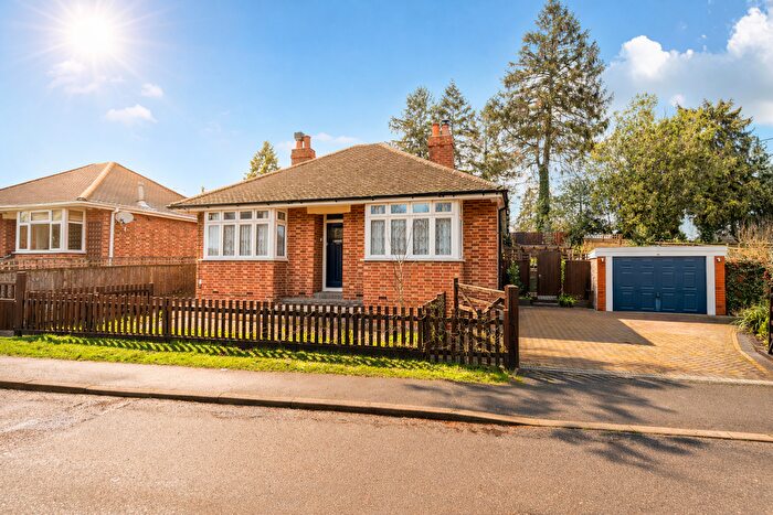 2 Bedroom Detached Bungalow For Sale In Sandford Lane, Oxford, OX1