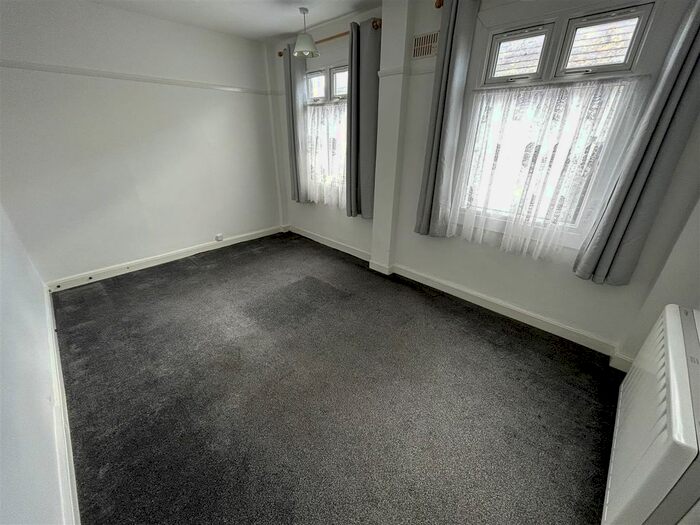 2 Bedroom Detached Bungalow To Rent In Flowers Way, Jaywick, Clacton-On-Sea, CO15