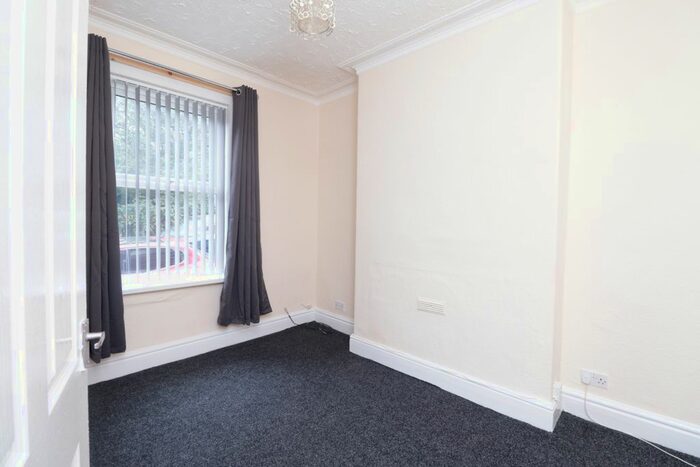 2 Bedroom Terraced House To Rent In Cross Street, Balby, Doncaster, DN4