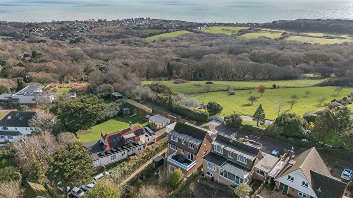 4 Bedroom Detached House For Sale In Hill Road, Fairlight, TN35