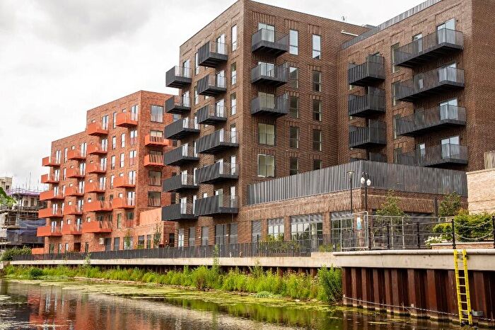 1 Bedroom Apartment For Sale In The One Hundred, Beresford Avenue, Wembley, HA0