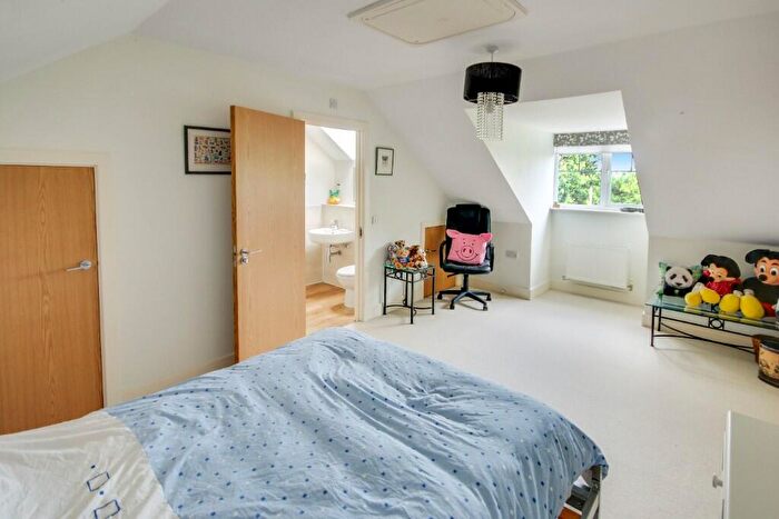 4 Bedroom Detached House For Sale In Beacon Rise, East Grinstead, West Sussex, RH19