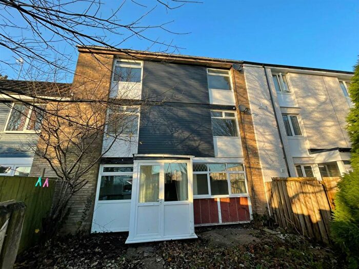 5 Bedroom House To Rent In Towan Close, Bransholme, Hull, HU7