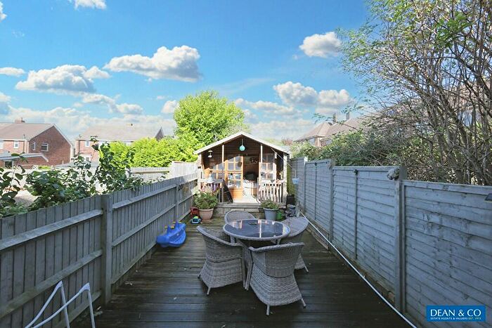 2 Bedroom Flat For Sale In Sherbourne Road, Hove, East Sussex, BN3