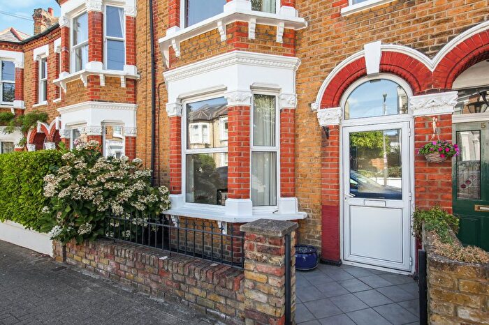 4 Bedroom Property For Sale In Southfields Road, West Hill, SW18