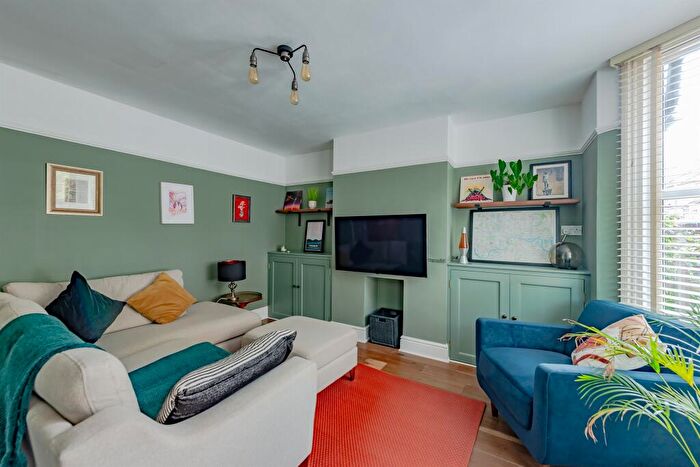2 Bedroom Semi-Detached House For Sale In Garlands Road, Redhill, RH1