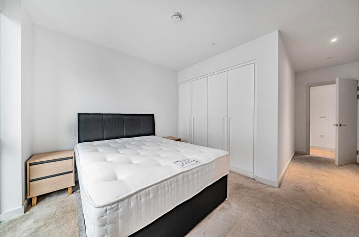 2 Bedroom Apartment To Rent In Royal Crest Avenue, London, E16