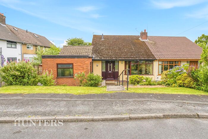 3 Bedroom Semi-detached Bungalow For Sale In Birch Mount, Hurstead, OL12