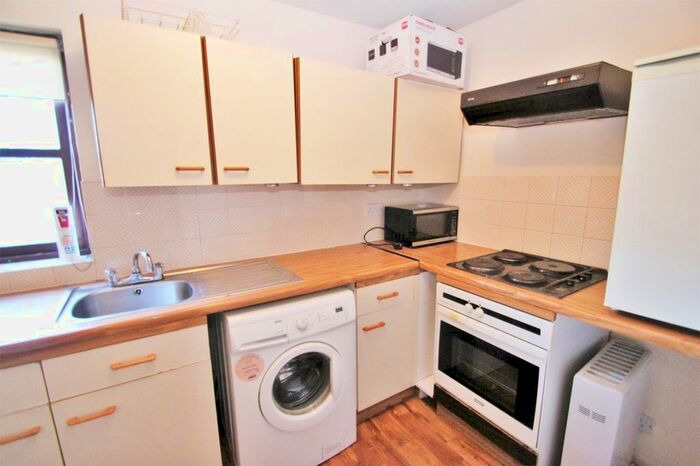 Studio To Rent In Waterside, Uxbridge, Buckinghamshire, UB8