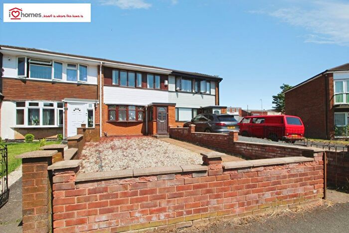 3 Bedroom Terraced House For Sale In Coalway Road, Bloxwich, Walsall, WS3