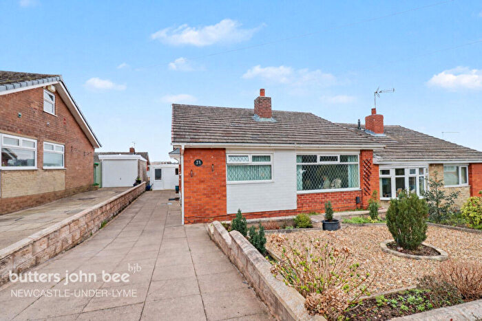 3 Bedroom Semi-Detached House For Sale In Durham Grove, Newcastle, ST5