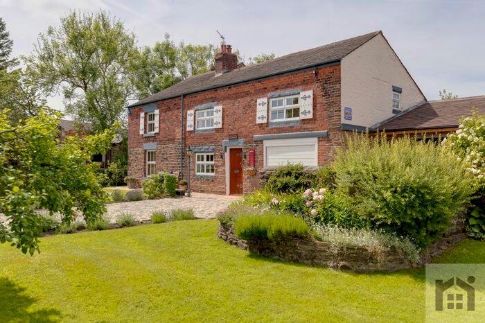 4 Bedroom Detached House For Sale In Brook Lane, Chorley, PR7