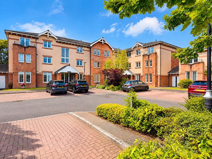 3 Bedroom Flat For Sale In Old Station Court, Bothwell, Glasgow, G71