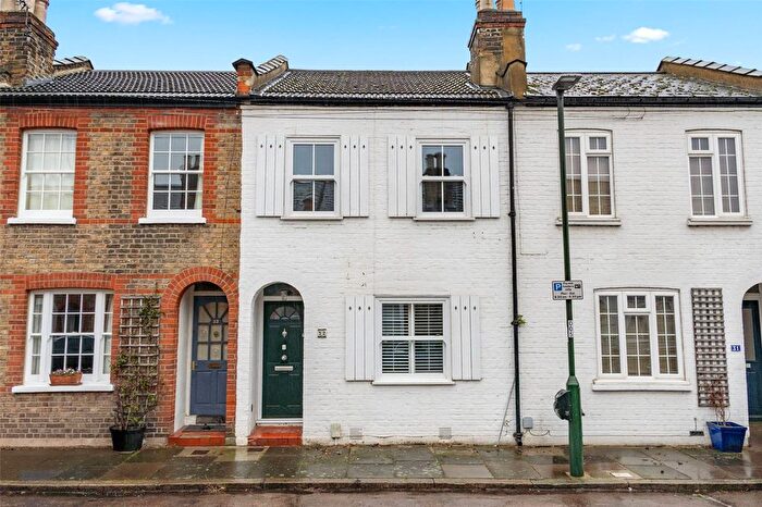 2 Bedroom Terraced House For Sale In Warwick Road, Twickenham, TW2