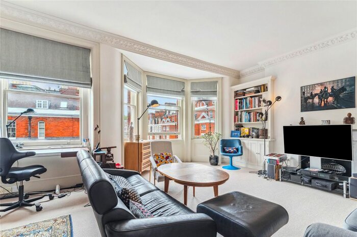 3 Bedroom Flat To Rent In Cranley Gardens, London, SW7