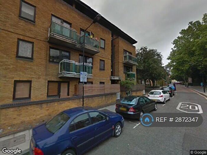 2 Bedroom Flat To Rent In Cartwright Street, London, E1