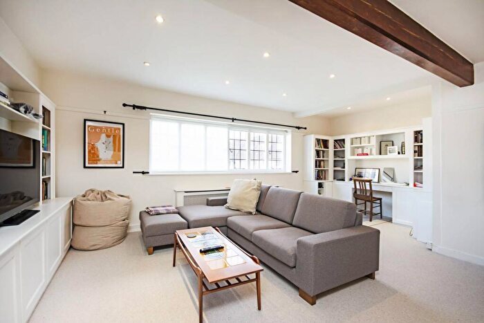 2 Bedroom Flat For Sale In Waterlow Court, Hampstead Garden Suburb, London, NW11