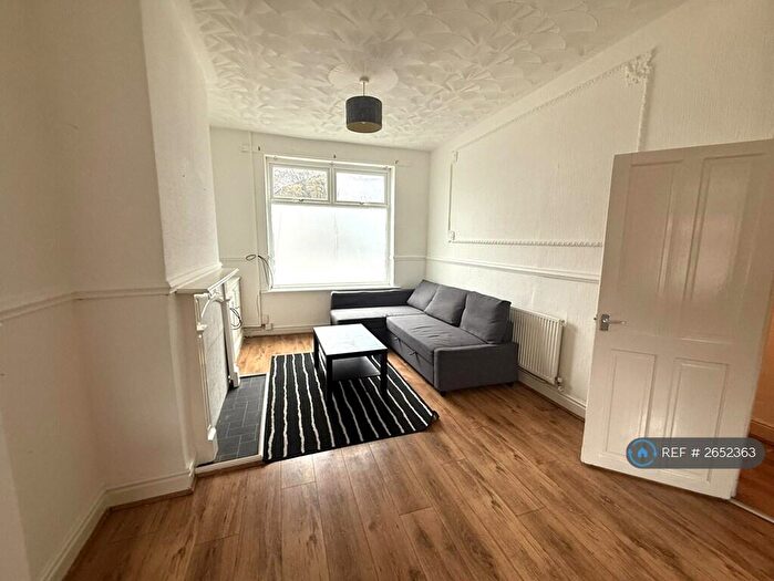 2 Bedroom Terraced House To Rent In Boaler Street, Liverpool, L6