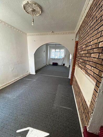 2 Bedroom Terraced House To Rent In Gloucester Road, London, E12