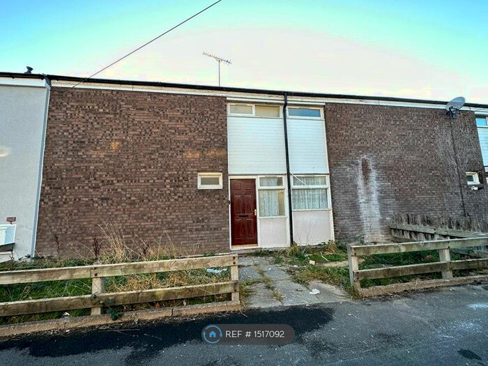 3 Bedroom Terraced House To Rent In Whitstone Close, Bransholme, Hull, HU7