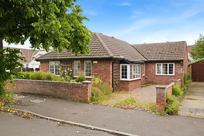 3 Bedroom Bungalow For Sale In Spelman Road, Norwich, NR2