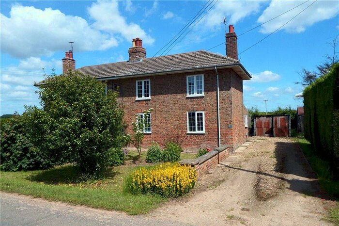 3 Bedroom Semi-Detached House For Sale In Durhams Road, Dawsmere, Spalding, PE12