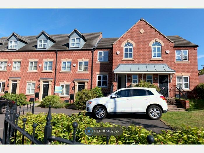 3 Bedroom Terraced House To Rent In Gower Croft, Oldbury, B69