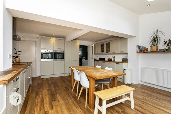 3 Bedroom Link Detached House For Sale In Whittingham Drive, Ramsbottom, Bury, Greater Manchester, BL0