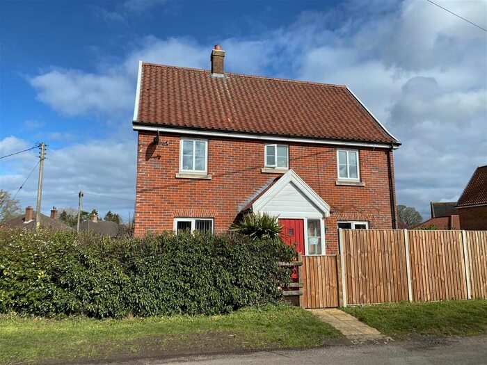 3 Bedroom Link Detached House For Sale In Tabernacle Lane, Forncett St. Peter, Norwich, NR16