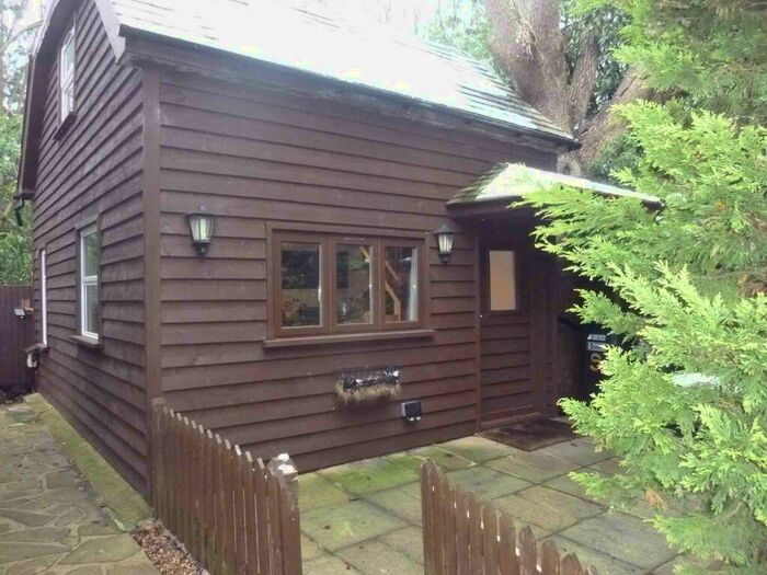 1 Bedroom Detached House To Rent In Northwood, The Lodge, HA6