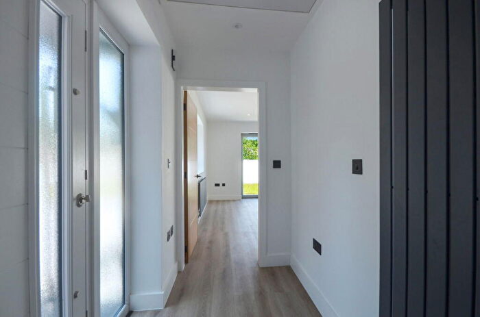 2 Bedroom Detached Bungalow For Sale In Peaslands Road, Saffron Walden, CB11