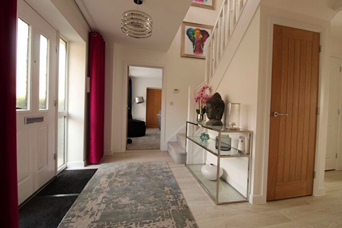4 Bedroom Detached House For Sale In Biggleswade Road, Potton, Sandy, SG19